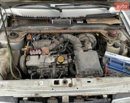 Серый ВАЗ 21099, объемом двигателя 1.6 л и пробегом 339 тыс. км за 2000 $, фото 11 на Automoto.ua