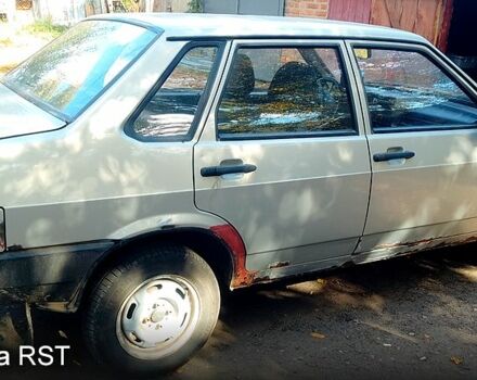 Серый ВАЗ 21099, объемом двигателя 1.5 л и пробегом 170 тыс. км за 1499 $, фото 1 на Automoto.ua