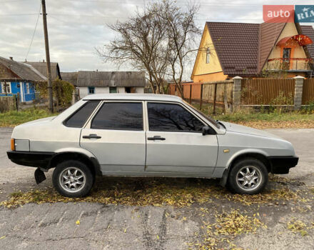 ВАЗ 21099 2007 в Житомире на Automoto.ua Серый ВАЗ 21099, объемом двигателя 1.6 л и пробегом 245 тыс. км за 1600 $, фото 16 на Automoto.ua