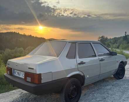 Серый ВАЗ 21099, объемом двигателя 1.6 л и пробегом 188 тыс. км за 2100 $, фото 4 на Automoto.ua