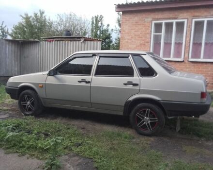 Сірий ВАЗ 21099, об'ємом двигуна 1.6 л та пробігом 208 тис. км за 2200 $, фото 4 на Automoto.ua