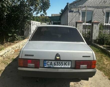 Сірий ВАЗ 21099, об'ємом двигуна 1.6 л та пробігом 270 тис. км за 1999 $, фото 5 на Automoto.ua