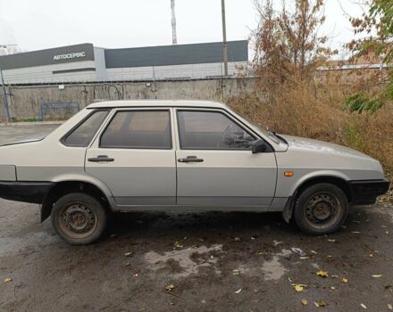 Серый ВАЗ 21099, объемом двигателя 1.6 л и пробегом 280 тыс. км за 2000 $, фото 2 на Automoto.ua