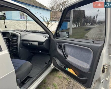 Серый ВАЗ 21099, объемом двигателя 1.6 л и пробегом 44 тыс. км за 4000 $, фото 4 на Automoto.ua