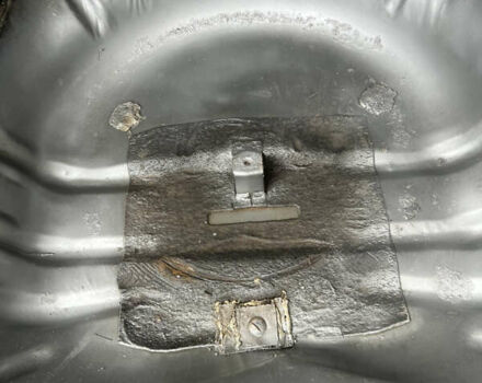 Серый ВАЗ 21099, объемом двигателя 1.6 л и пробегом 211 тыс. км за 2300 $, фото 12 на Automoto.ua