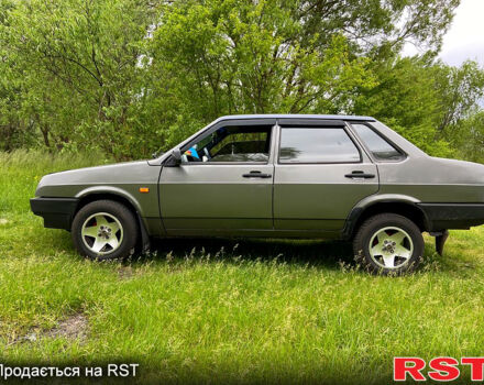Серый ВАЗ 21099, объемом двигателя 1.6 л и пробегом 180 тыс. км за 1500 $, фото 4 на Automoto.ua