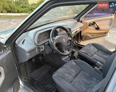 Серый ВАЗ 21099, объемом двигателя 1.6 л и пробегом 200 тыс. км за 1799 $, фото 9 на Automoto.ua