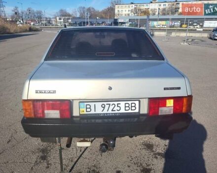 Сірий ВАЗ 21099, об'ємом двигуна 1.6 л та пробігом 261 тис. км за 1500 $, фото 3 на Automoto.ua