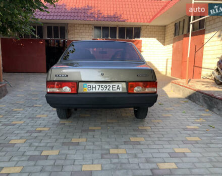 Серый ВАЗ 21099, объемом двигателя 1.5 л и пробегом 102 тыс. км за 2650 $, фото 3 на Automoto.ua