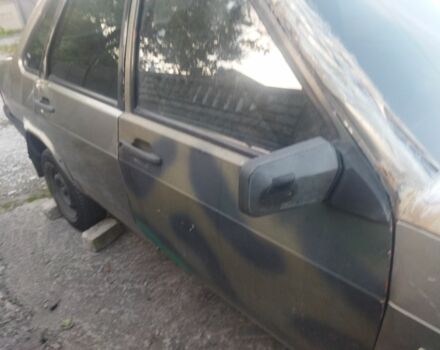 Серый ВАЗ 21099, объемом двигателя 1.5 л и пробегом 780 тыс. км за 400 $, фото 5 на Automoto.ua