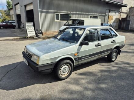 Сірий ВАЗ 21099, об'ємом двигуна 1.3 л та пробігом 53 тис. км за 1050 $, фото 1 на Automoto.ua