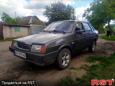 Серый ВАЗ 21099, объемом двигателя 1.5 л и пробегом 250 тыс. км за 1150 $, фото 1 на Automoto.ua