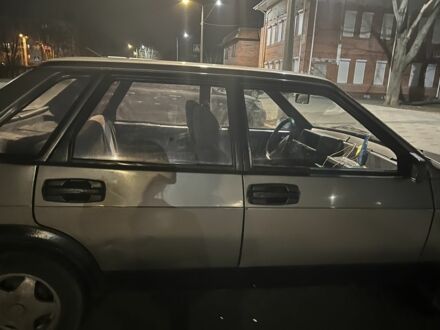 Серый ВАЗ 21099, объемом двигателя 1.5 л и пробегом 279 тыс. км за 1200 $, фото 1 на Automoto.ua