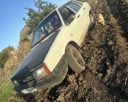 Серый ВАЗ 21099, объемом двигателя 1.5 л и пробегом 300 тыс. км за 300 $, фото 1 на Automoto.ua