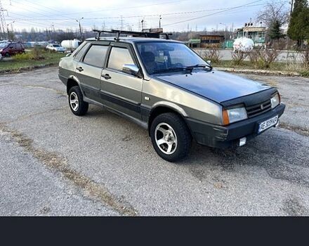 Серый ВАЗ 21099, объемом двигателя 1.6 л и пробегом 100 тыс. км за 950 $, фото 1 на Automoto.ua