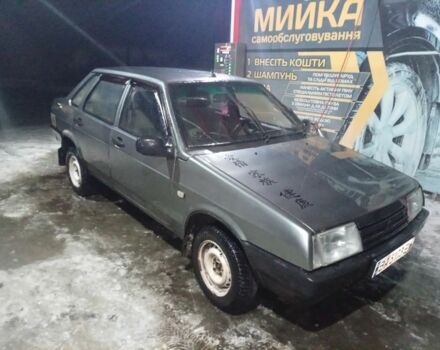 Серый ВАЗ 21099, объемом двигателя 1.5 л и пробегом 400 тыс. км за 1200 $, фото 1 на Automoto.ua