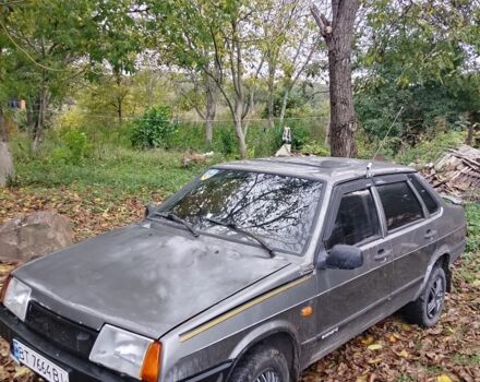 Серый ВАЗ 21099, объемом двигателя 1.5 л и пробегом 200 тыс. км за 752 $, фото 1 на Automoto.ua