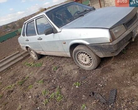 Серый ВАЗ 21099, объемом двигателя 1.5 л и пробегом 387 тыс. км за 650 $, фото 1 на Automoto.ua