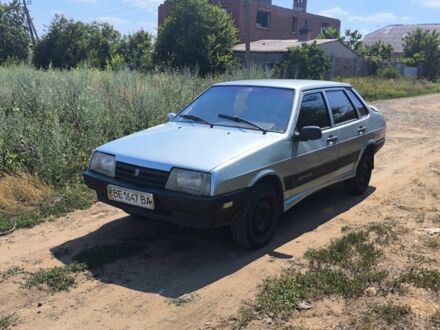 Серый ВАЗ 21099, объемом двигателя 1.5 л и пробегом 340 тыс. км за 563 $, фото 1 на Automoto.ua