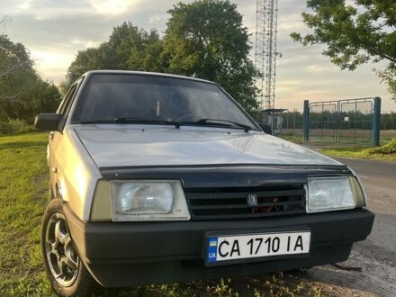 ВАЗ 21099 1998 в Черкассах на Automoto.ua Серый ВАЗ 21099, объемом двигателя 1.5 л и пробегом 300 тыс. км за 1250 $, фото 1 на Automoto.ua