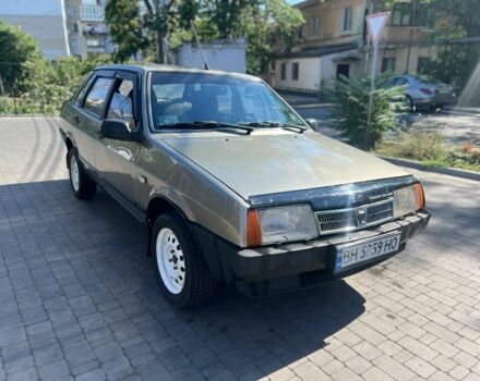 Серый ВАЗ 21099, объемом двигателя 1.5 л и пробегом 200 тыс. км за 1200 $, фото 1 на Automoto.ua