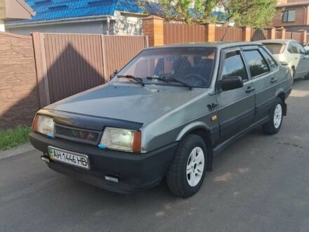 Серый ВАЗ 21099, объемом двигателя 1.5 л и пробегом 300 тыс. км за 899 $, фото 1 на Automoto.ua