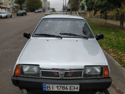 ВАЗ 21099 1999 в Полтаве на Automoto.ua Серый ВАЗ 21099, объемом двигателя 0 л и пробегом 3 тыс. км за 2100 $, фото 1 на Automoto.ua