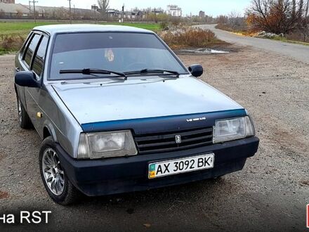 Серый ВАЗ 21099, объемом двигателя 1.5 л и пробегом 284 тыс. км за 1500 $, фото 1 на Automoto.ua