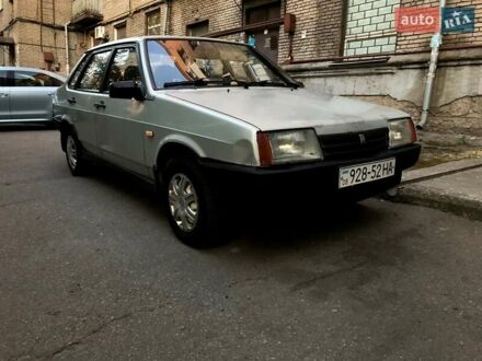 ВАЗ 21099 1999 у Запоріжжя на Automoto.ua Сірий ВАЗ 21099, об'ємом двигуна 1.5 л та пробігом 275 тис. км за 999 $, фото 1 на Automoto.ua