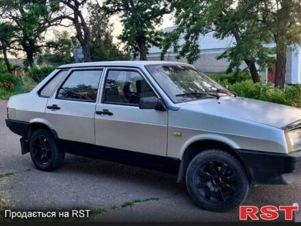 Серый ВАЗ 21099, объемом двигателя 0 л и пробегом 400 тыс. км за 1123 $, фото 1 на Automoto.ua