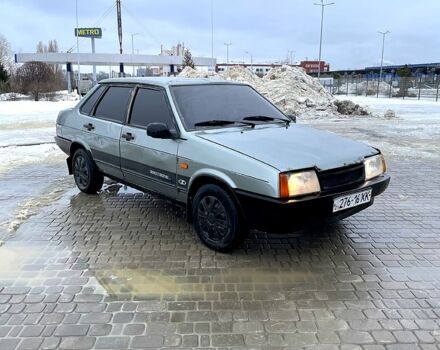 Серый ВАЗ 21099, объемом двигателя 1.5 л и пробегом 250 тыс. км за 699 $, фото 1 на Automoto.ua