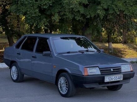 Сірий ВАЗ 21099, об'ємом двигуна 1.5 л та пробігом 180 тис. км за 2405 $, фото 1 на Automoto.ua