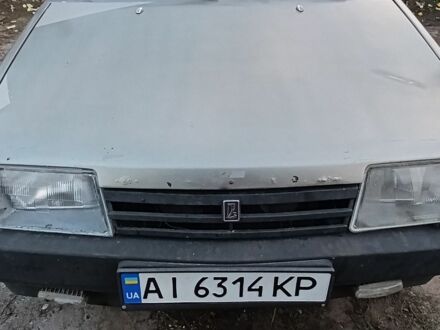 Серый ВАЗ 21099, объемом двигателя 1.5 л и пробегом 200 тыс. км за 892 $, фото 1 на Automoto.ua
