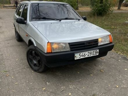 ВАЗ 21099 2001 в Славянске на Automoto.ua Серый ВАЗ 21099, объемом двигателя 1.5 л и пробегом 344 тыс. км за 1080 $, фото 1 на Automoto.ua