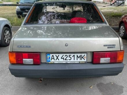ВАЗ 21099 2001 у Харкові на Automoto.ua Сірий ВАЗ 21099, об'ємом двигуна 1.5 л та пробігом 195 тис. км за 1500 $, фото 1 на Automoto.ua