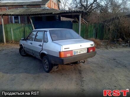 ВАЗ 21099 2001 в Изюме на Automoto.ua Серый ВАЗ 21099, объемом двигателя 1.5 л и пробегом 190 тыс. км за 800 $, фото 1 на Automoto.ua