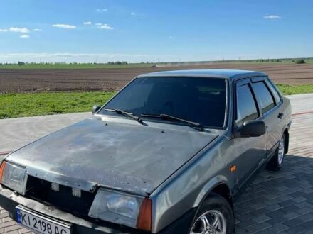 Сірий ВАЗ 21099, об'ємом двигуна 1.5 л та пробігом 400 тис. км за 595 $, фото 1 на Automoto.ua