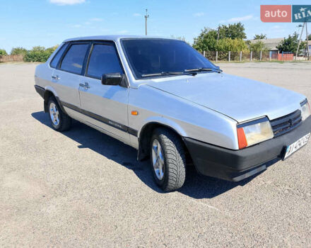 Сірий ВАЗ 21099, об'ємом двигуна 1.6 л та пробігом 180 тис. км за 1000 $, фото 1 на Automoto.ua