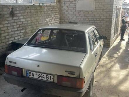 ВАЗ 21099 2001 в Кропивницком (Кировограде) на Automoto.ua Серый ВАЗ 21099, объемом двигателя 1.6 л и пробегом 160 тыс. км за 1700 $, фото 1 на Automoto.ua