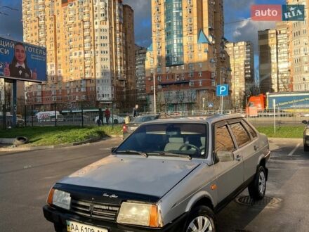 Серый ВАЗ 21099, объемом двигателя 1.5 л и пробегом 300 тыс. км за 1400 $, фото 1 на Automoto.ua