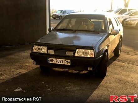 ВАЗ 21099 2001 у Одесі на Automoto.ua Сірий ВАЗ 21099, об'ємом двигуна 1.5 л та пробігом 240 тис. км за 1400 $, фото 1 на Automoto.ua