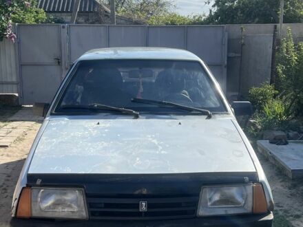 ВАЗ 21099 2001 у Изюме на Automoto.ua Сірий ВАЗ 21099, об'ємом двигуна 1.5 л та пробігом 300 тис. км за 649 $, фото 1 на Automoto.ua