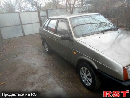 ВАЗ 21099 2002 у Одесі на Automoto.ua Сірий ВАЗ 21099, об'ємом двигуна 1.5 л та пробігом 0 тис. км за 1000 $, фото 1 на Automoto.ua