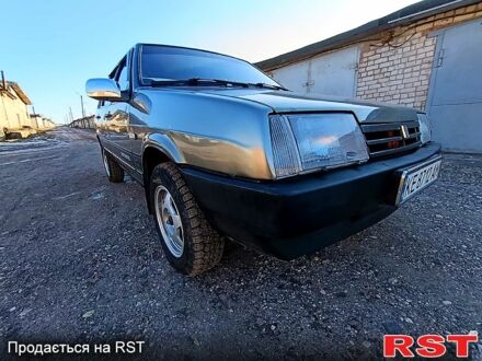 Серый ВАЗ 21099, объемом двигателя 1.5 л и пробегом 185 тыс. км за 1850 $, фото 1 на Automoto.ua