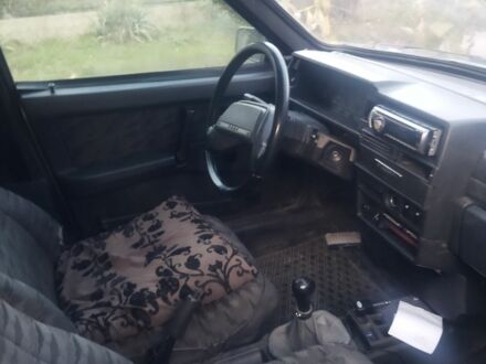 Серый ВАЗ 21099, объемом двигателя 1.5 л и пробегом 780 тыс. км за 400 $, фото 1 на Automoto.ua