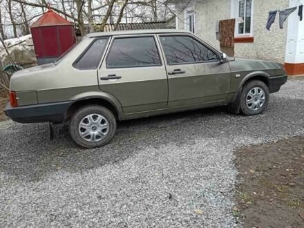 Серый ВАЗ 21099, объемом двигателя 1.5 л и пробегом 130 тыс. км за 1650 $, фото 1 на Automoto.ua