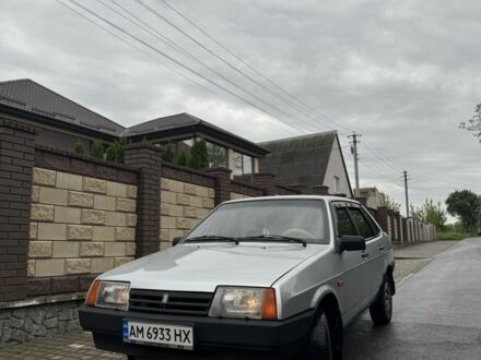 ВАЗ 21099 2002 у Звенигородка на Automoto.ua Сірий ВАЗ 21099, об'ємом двигуна 1.5 л та пробігом 169 тис. км за 1750 $, фото 1 на Automoto.ua