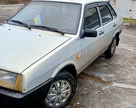 Серый ВАЗ 21099, объемом двигателя 1.5 л и пробегом 180 тыс. км за 1250 $, фото 1 на Automoto.ua