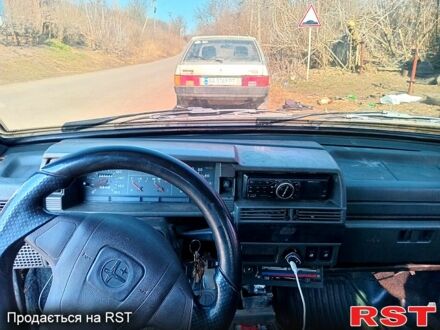 ВАЗ 21099 2002 у Умани на Automoto.ua Сірий ВАЗ 21099, об'ємом двигуна 1.5 л та пробігом 350 тис. км за 1350 $, фото 1 на Automoto.ua