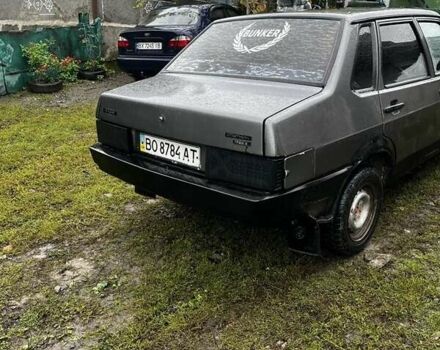 Серый ВАЗ 21099, объемом двигателя 1.5 л и пробегом 300 тыс. км за 650 $, фото 1 на Automoto.ua